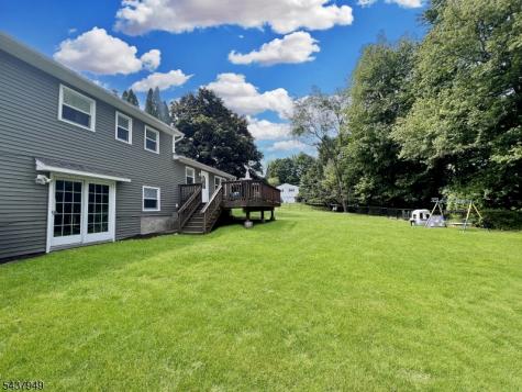 24 Westgate Drive Sparta NJ 07871