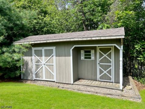 24 Westgate Drive Sparta NJ 07871