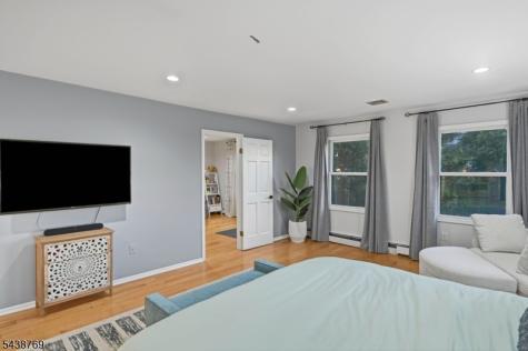 11 Anthony Avenue Edison NJ 08820