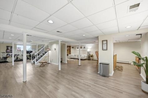 11 Anthony Avenue Edison NJ 08820