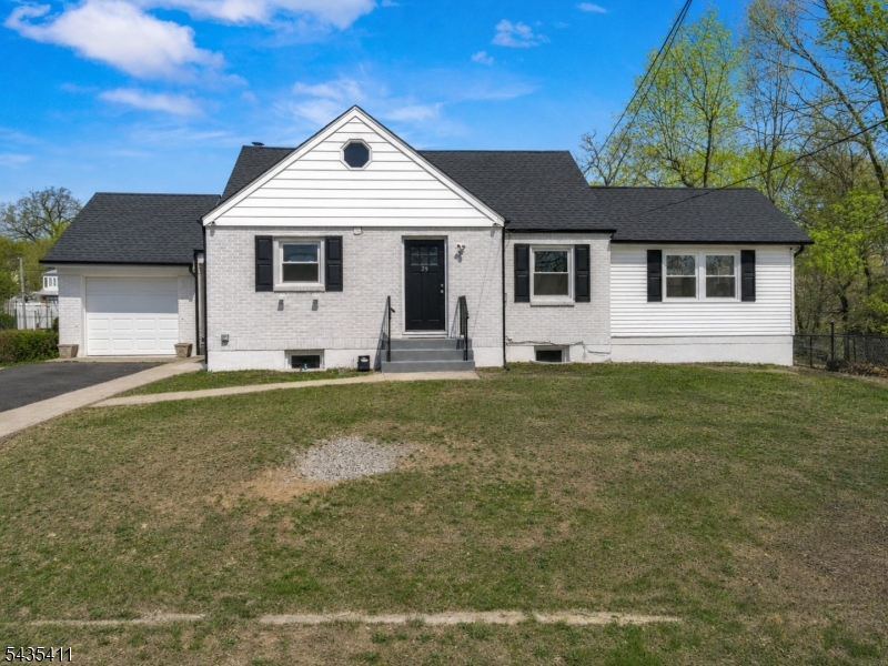 29 Stansfield Place North Haledon NJ 07508