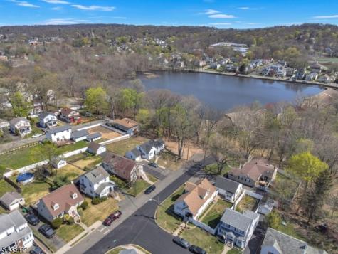 29 Stansfield Place North Haledon NJ 07508