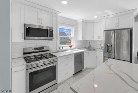 29 Stansfield Place North Haledon NJ 07508