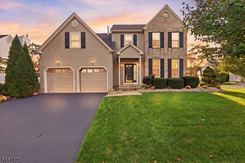 17 Windsor Lane Lopatcong NJ 08865