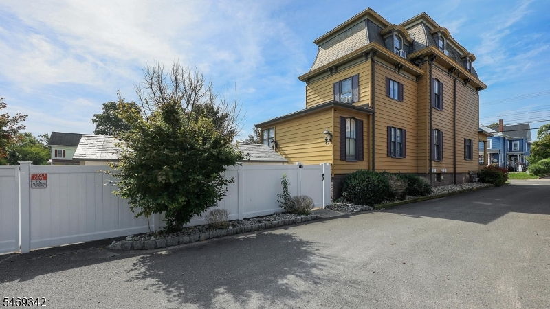 152 Main Street Flemington NJ 08822