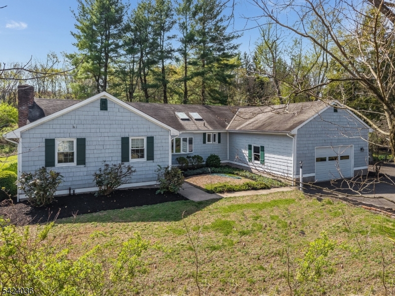 42 Welisewitz Road East Amwell NJ 08551