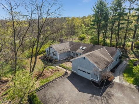42 Welisewitz Road East Amwell NJ 08551