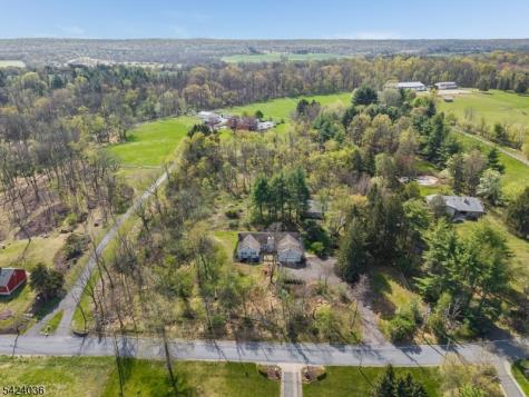 42 Welisewitz Road East Amwell NJ 08551