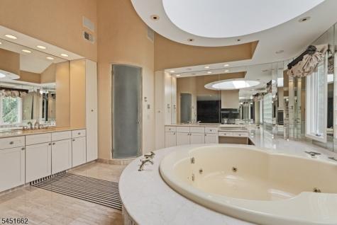 31 Blackbirch Road Scotch Plains NJ 07076