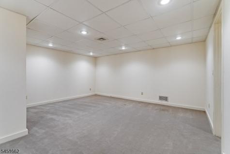 31 Blackbirch Road Scotch Plains NJ 07076