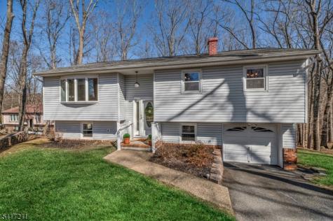 14 Forsgate Drive Ringwood NJ 07456