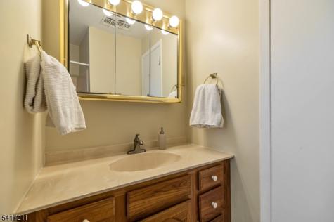 14 Forsgate Drive Ringwood NJ 07456