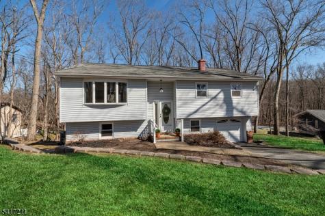 14 Forsgate Drive Ringwood NJ 07456