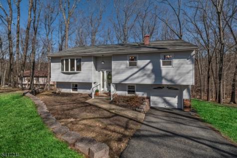 14 Forsgate Drive Ringwood NJ 07456