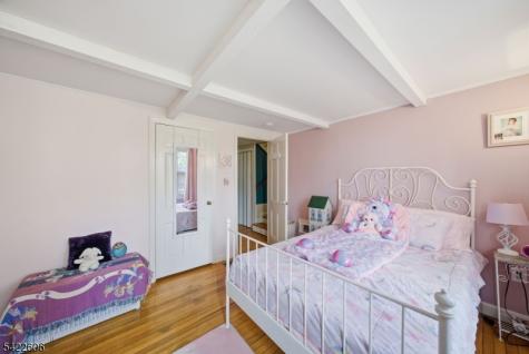 399 Springbrook Trail Byram NJ 07871