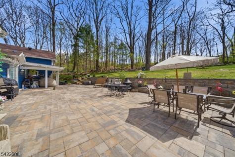 399 Springbrook Trail Byram NJ 07871