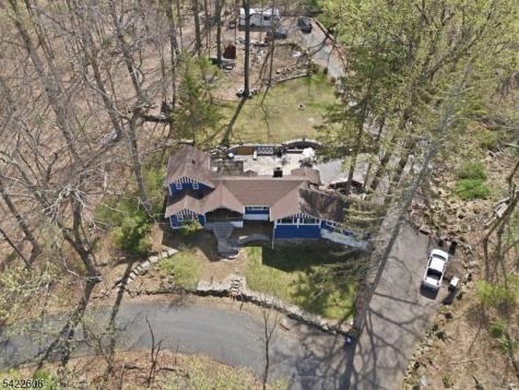 399 Springbrook Trail Byram NJ 07871