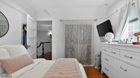 230 Satterthwaite Avenue Nutley NJ 07110