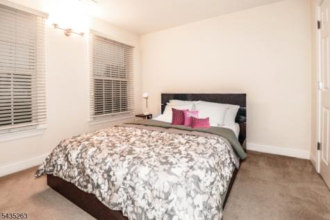 2 Brenner Court Franklin NJ 08873