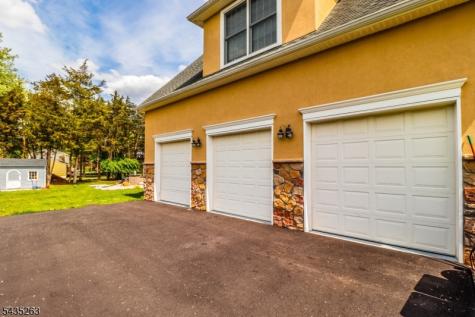 2 Brenner Court Franklin NJ 08873