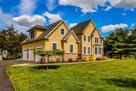 2 Brenner Court Franklin NJ 08873