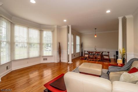 2 Brenner Court Franklin NJ 08873