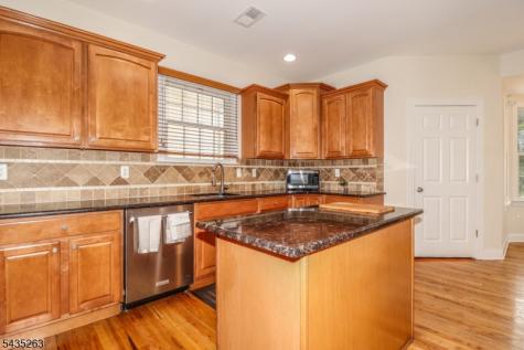 2 Brenner Court Franklin NJ 08873