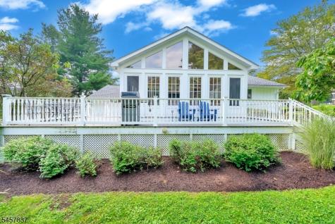 11 Fairview Avenue Newton NJ 07860