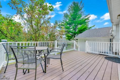 11 Fairview Avenue Newton NJ 07860