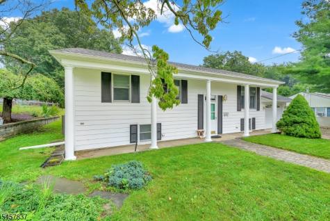 11 Fairview Avenue Newton NJ 07860