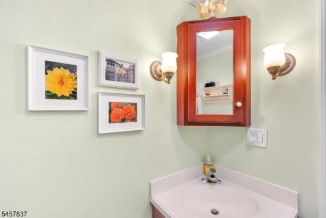11 Fairview Avenue Newton NJ 07860