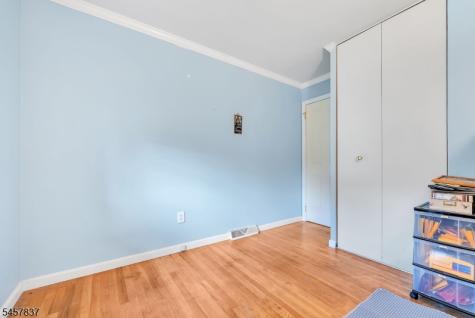 11 Fairview Avenue Newton NJ 07860