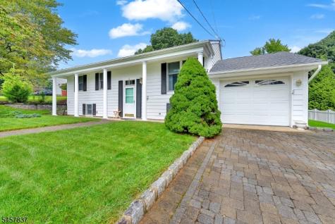 11 Fairview Avenue Newton NJ 07860