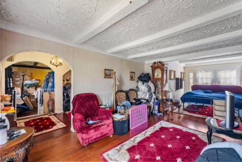 195 Emerson Avenue Paterson NJ 07502