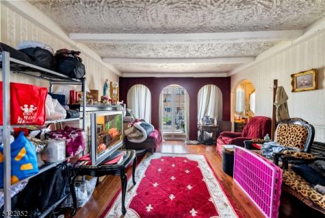 195 Emerson Avenue Paterson NJ 07502