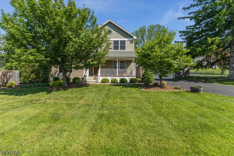 5 Marudy Drive Clinton NJ 08809