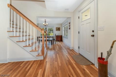 5 Marudy Drive Clinton NJ 08809