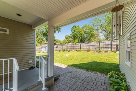 5 Marudy Drive Clinton NJ 08809
