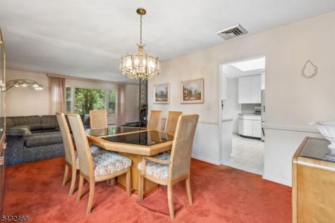 12 Clover Court Cedar Grove NJ 07009