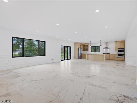 40 Evelyn Avenue Franklin NJ 08823