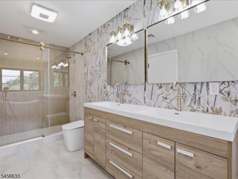 40 Evelyn Avenue Franklin NJ 08823