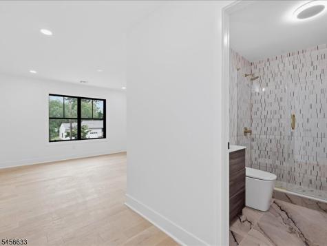 40 Evelyn Avenue Franklin NJ 08823