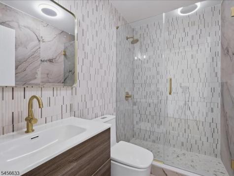 40 Evelyn Avenue Franklin NJ 08823