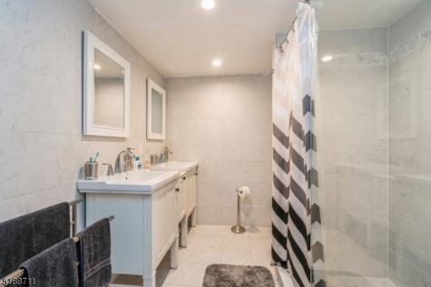 69 Vanderveer Avenue Somerville NJ 08876
