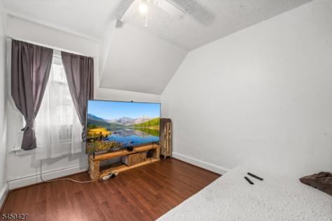 6 Enfield Avenue Montclair NJ 07042