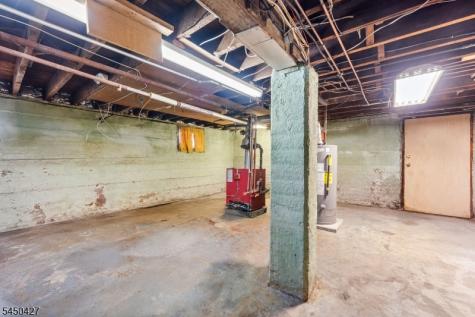 6 Enfield Avenue Montclair NJ 07042
