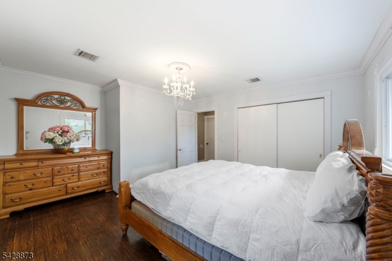 5 Rhode Street Sayreville NJ 08872