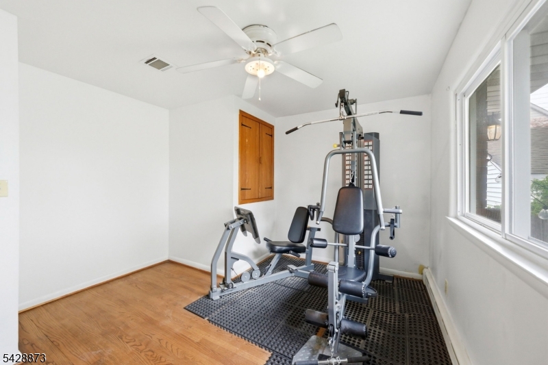 5 Rhode Street Sayreville NJ 08872