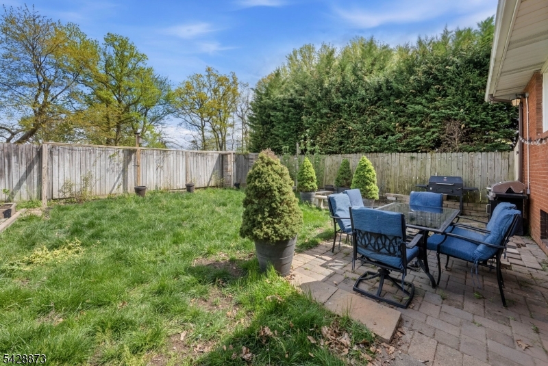 5 Rhode Street Sayreville NJ 08872