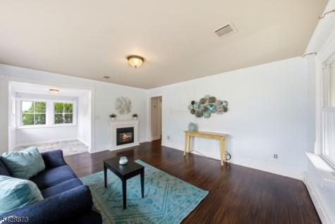 5 Rhode Street Sayreville NJ 08872